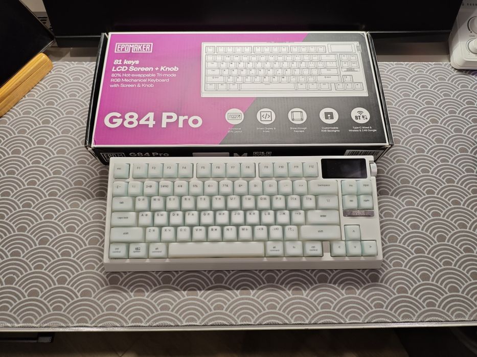 Epomaker G84 Pro (LCD Screen + Knob, Tri-mode) — Идеальное состояние
