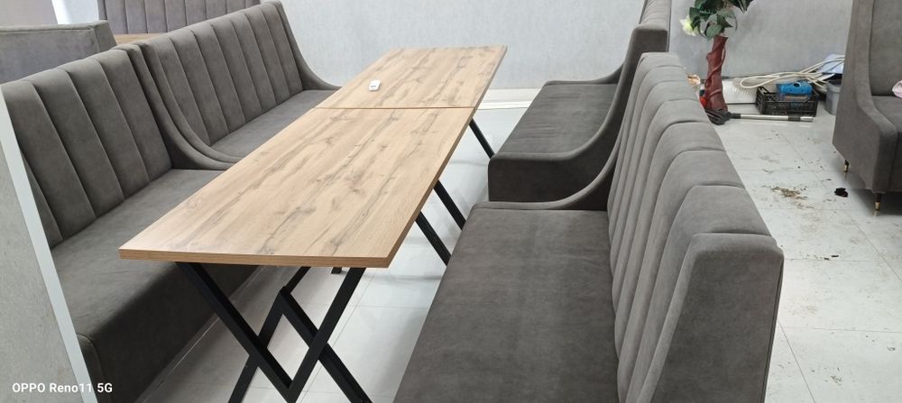 Диван стол новый состояние