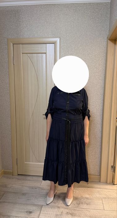 Платья и спортивный костюм