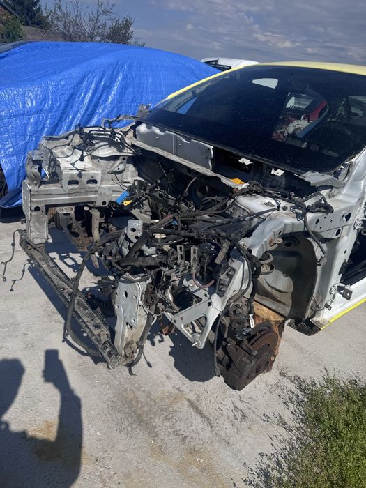 Lonjeron fata stanga dreapta prag stanga dreapta aripa spate stanga dreapta panou fusta spate Renault Fluence