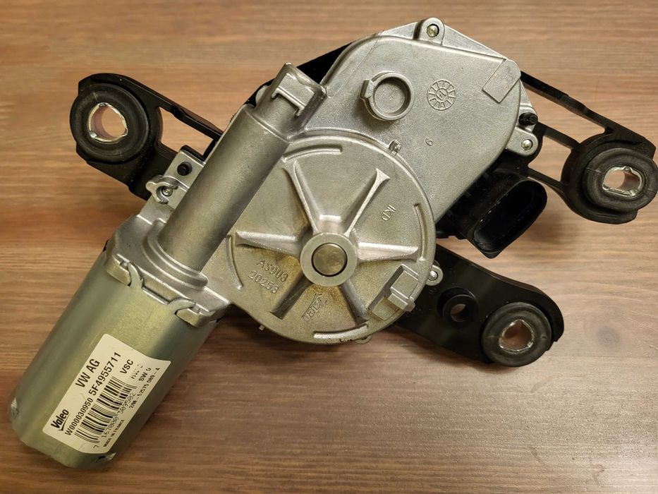 Motoras Stergator Haion 5F4955711 Skoda Octavia 1.6TDI 2012-2022