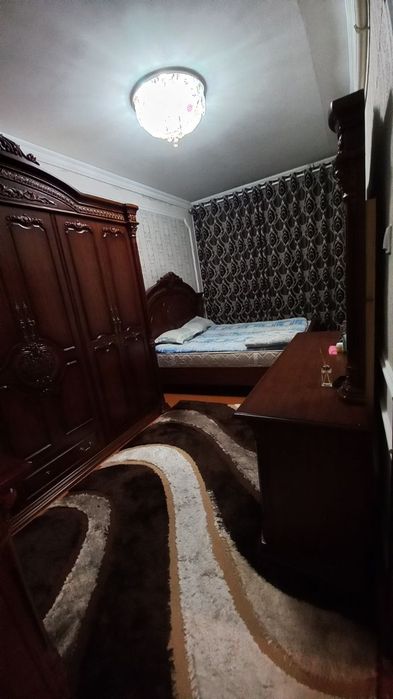 22 мкр, рядом с жд, 3 комнаты 1 этаж