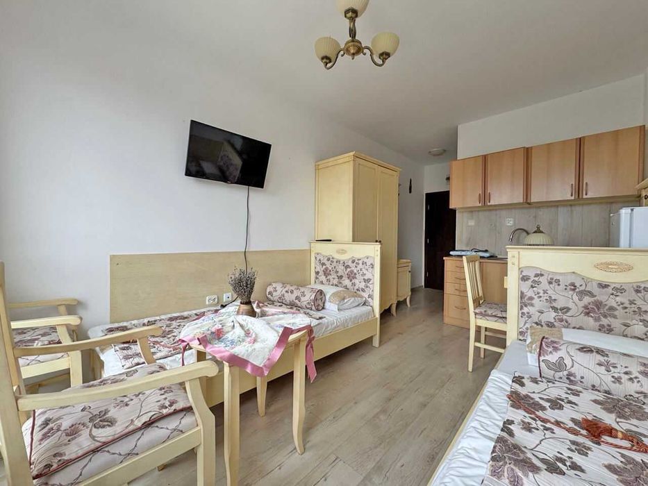 Продава се Едностаен апартамент в к.к. Слънчев бряг - 32 кв.м за 526 €/кв.м - Снимка #1