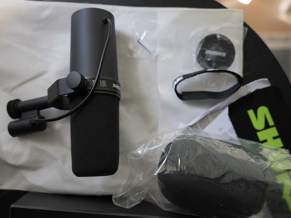 Shure SM7B Cardioid Dynamic Vocal Microphone