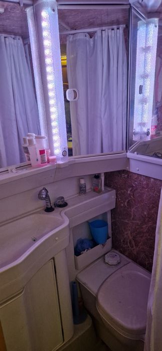 Каравана на къмпинг в Гърция