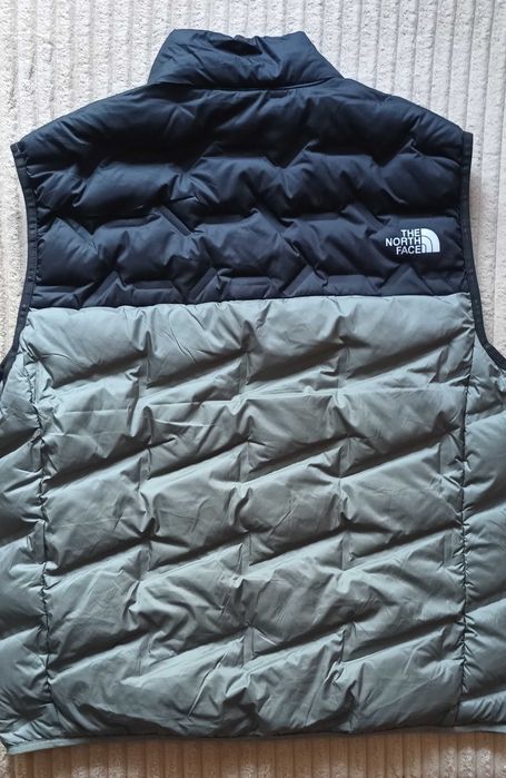 Мъжки пухен елек.