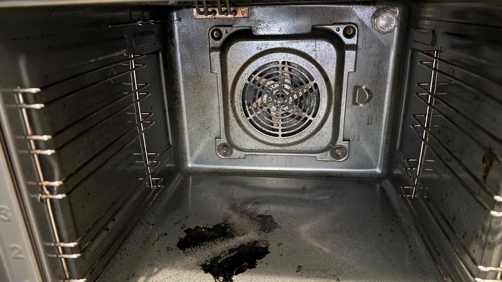 Servicii Curățenie - Curățare și igienizare electrocasnice