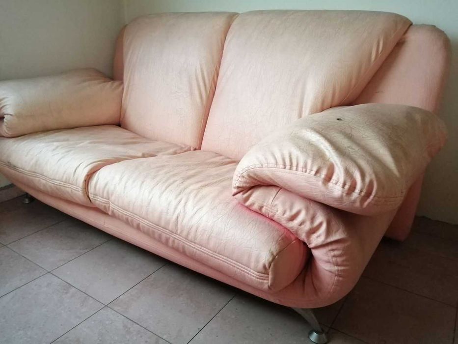 Кожен диван с метални крака - 2 бр.