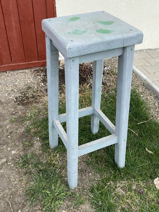 Scaune inalte de 75cm