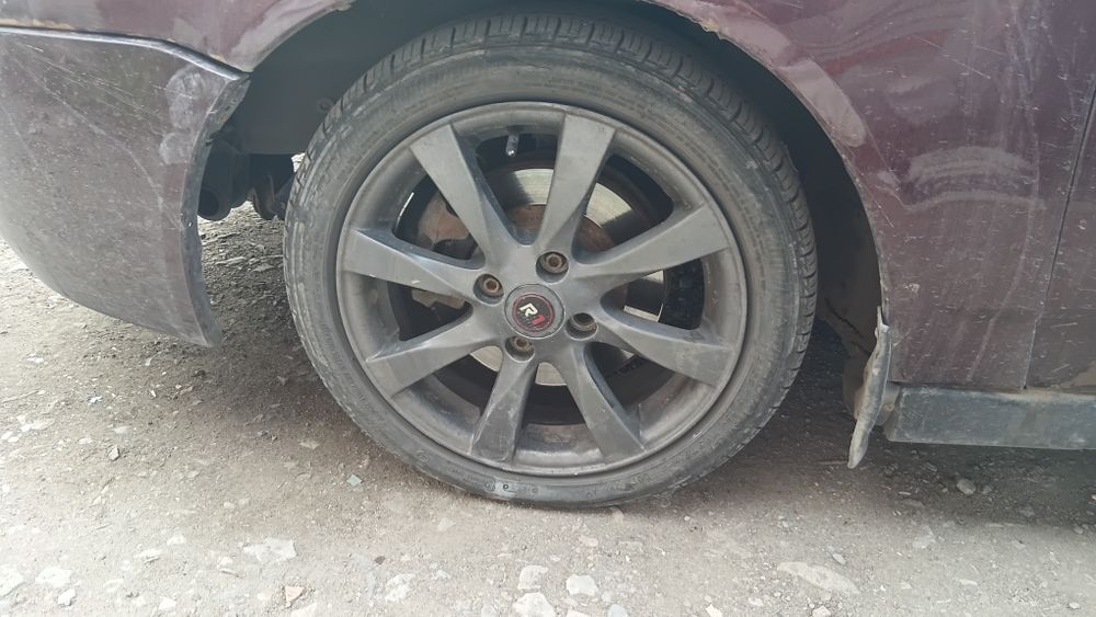 Диски ваз r15 стоят на приоре