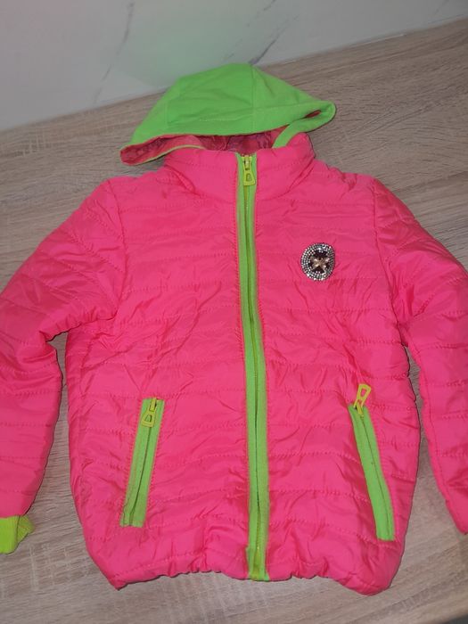 Срочно  продам детский  весенний  куртка