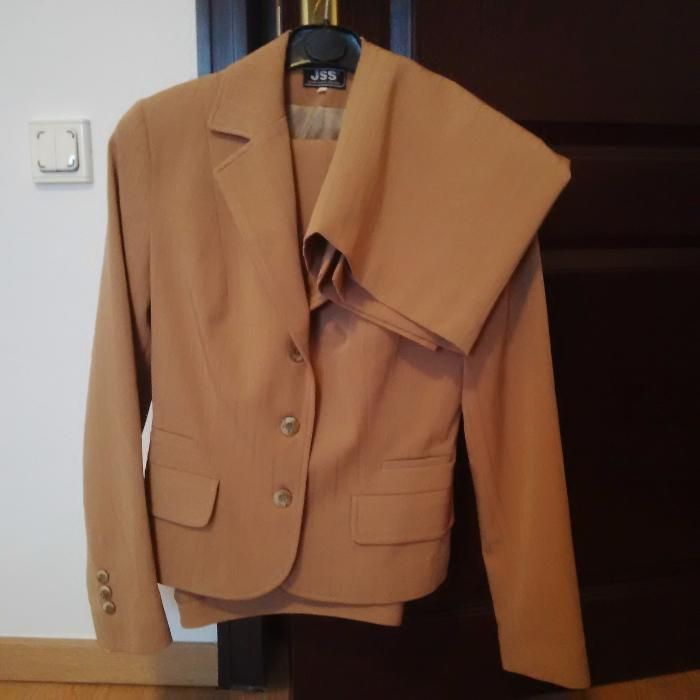 Costumas JSS, 3 piese, camel