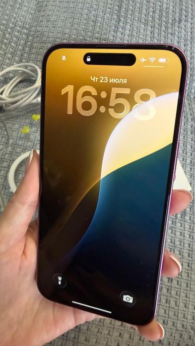 Продам iPhone 16 plus