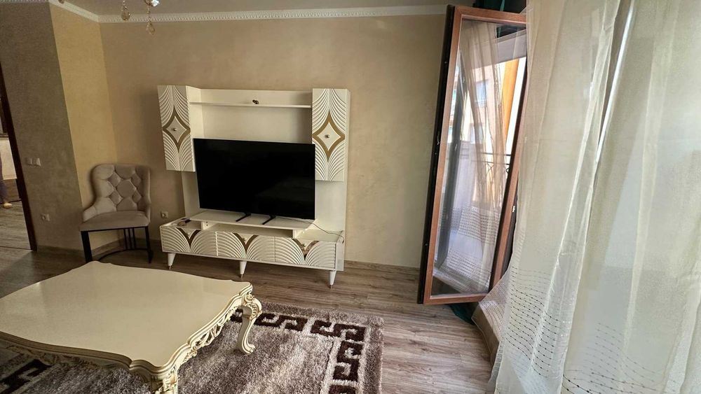 Дава се под наем Двустаен апартамент в София, Зона Б-19 - 69 кв.м за 714 € - Снимка #2
