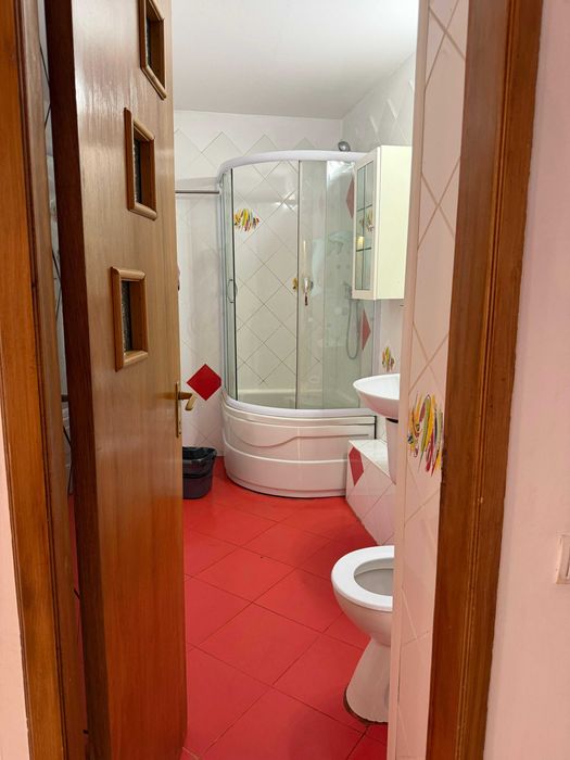 Inchiriere Garsoniera 300m de Mall Vitan | Separeu Dormitor | 40mp