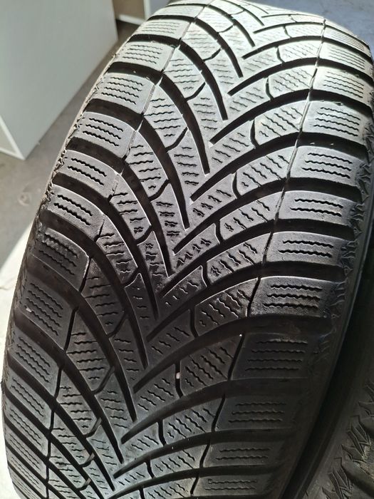 2 Amvelope se iarnă 215 55 r17 Semperit