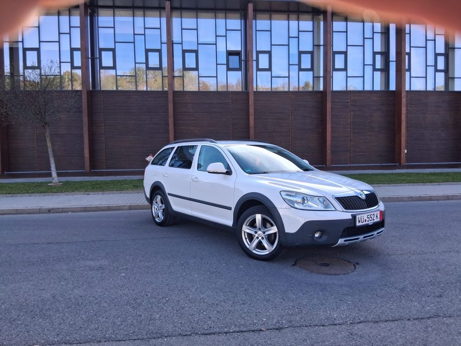 SKODA Octavia 2010 — imagine 4