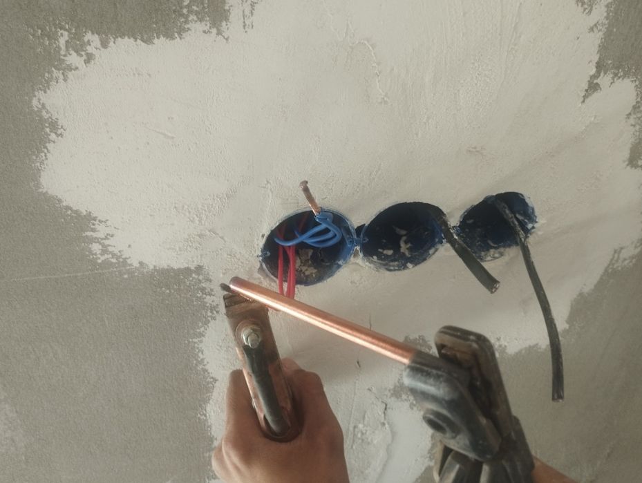 Barcha turdagi elektro montaj ishlarini bajaramiz