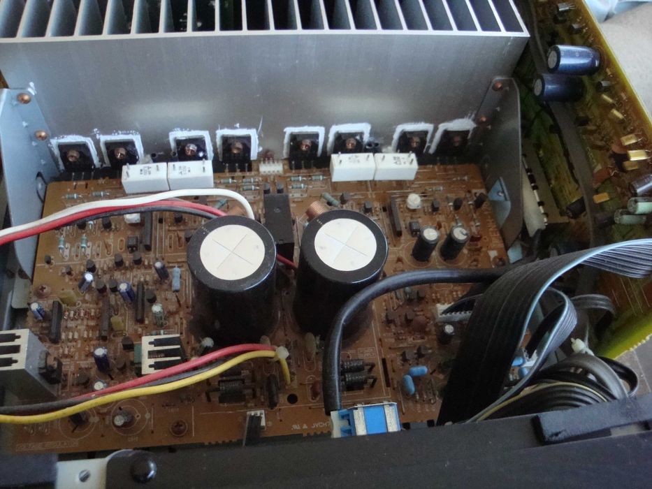 Усилвател JVC AX-511BK