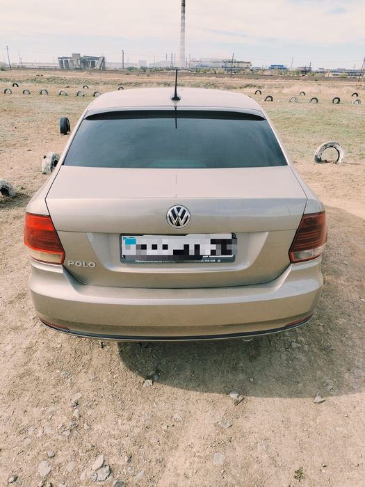 Продам машину Volkswagen polo