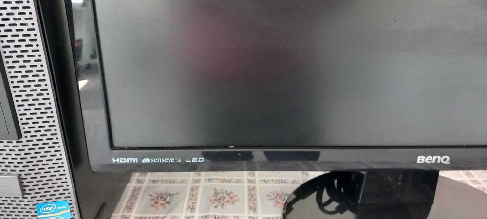 Sistem desktop Dell  OptiPlex 390, Procesor Intel Core i5-2400 CPU