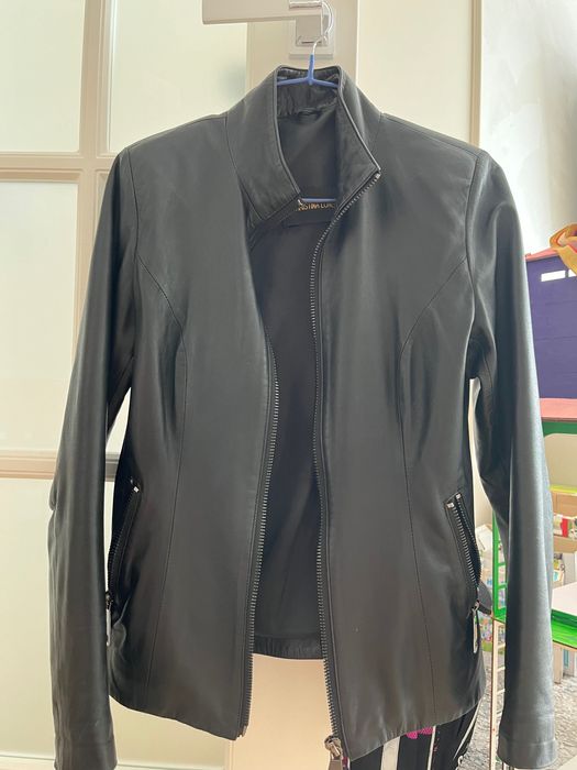 Продам кожаную куртку