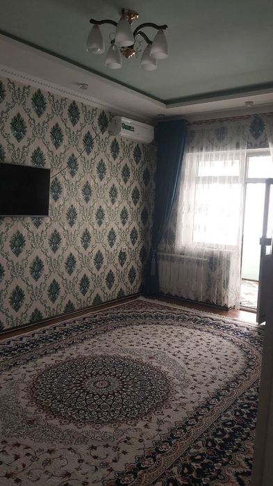 Barcha qulayliklar mavjud 3 xonali kvartira ijaraga beriladi