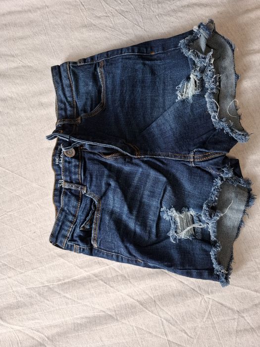 Дамски къси панталони