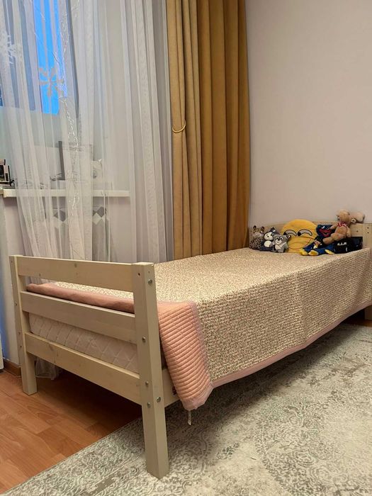 Продам Кровать хорошем состояние