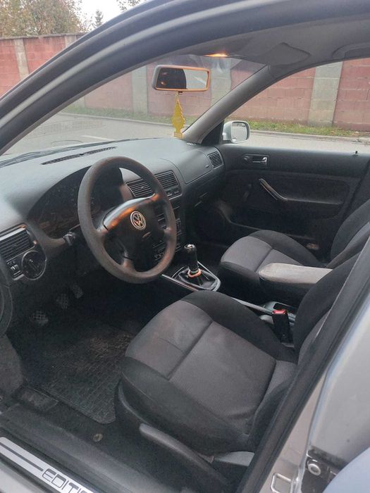 VOLKSWAGEN Golf 2000 — imagine 5