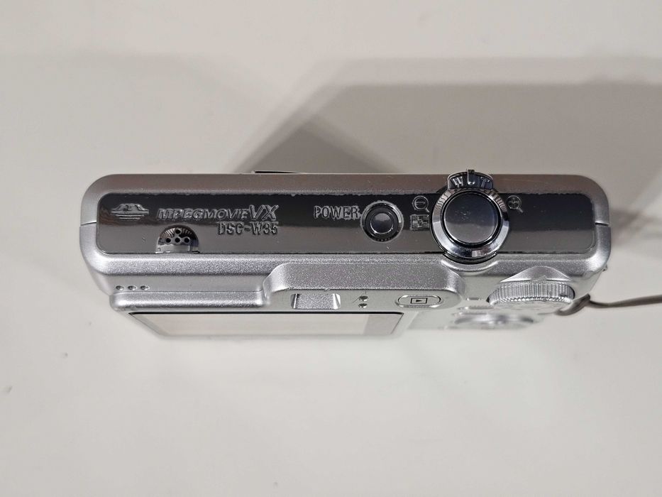 Y2K Aparat foto digital compact Sony W35 7,2 MP 3x Zoom