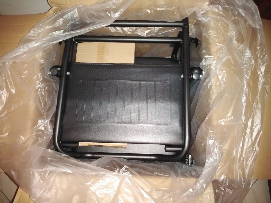 Комбиниран стол за тоалет и баня