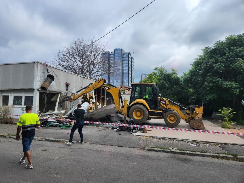 Închirieri utilaje construcții