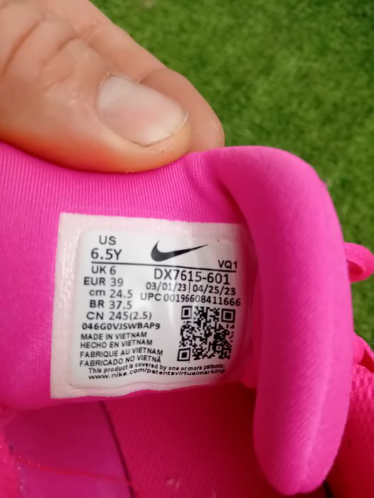 Маратонки Nike номер 39