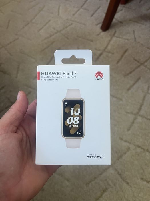 Смарт гривна Huawei band 7