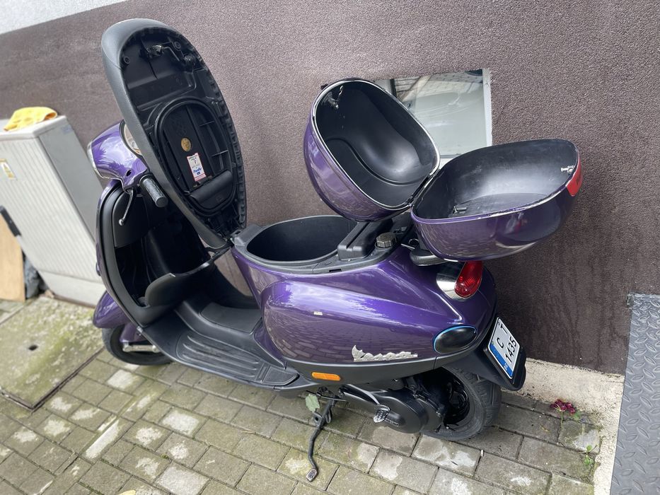 Vespa et50 50кубика