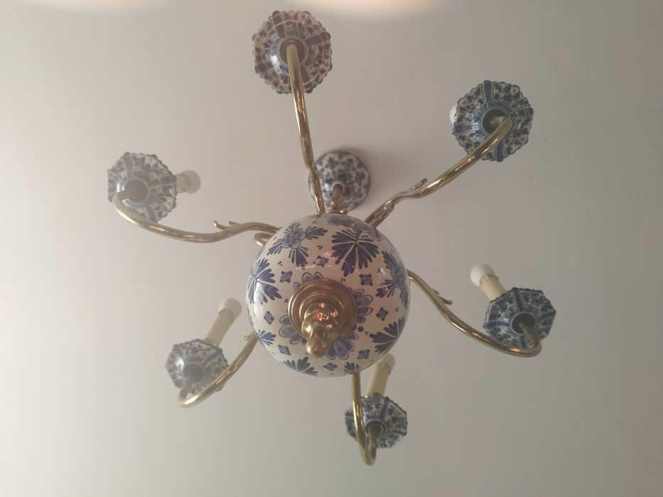 Голландская антикварная люстра Делфт