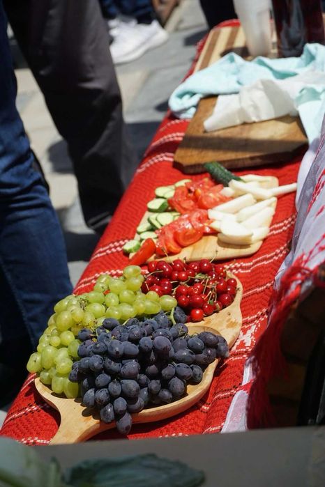 Struguri de masa cu bob mare calitatea 1 albi/rosii
