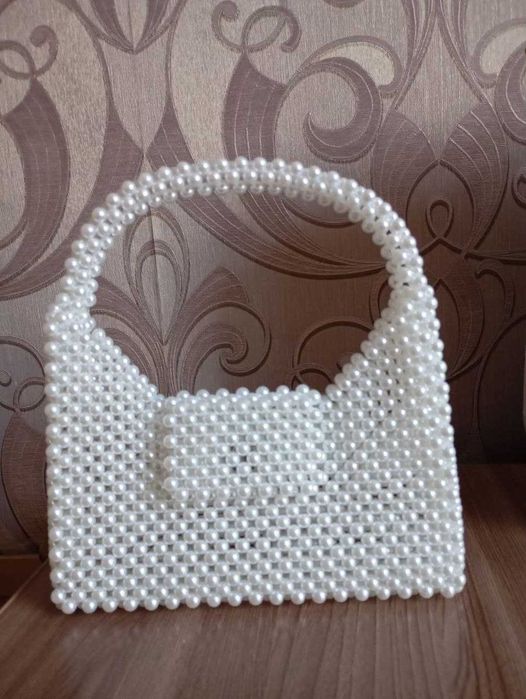 Сумочка из бусин. Тренд 2024