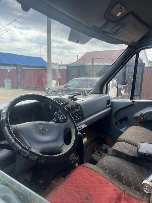 Спринтер sprinter mersedes в хорошем состояние