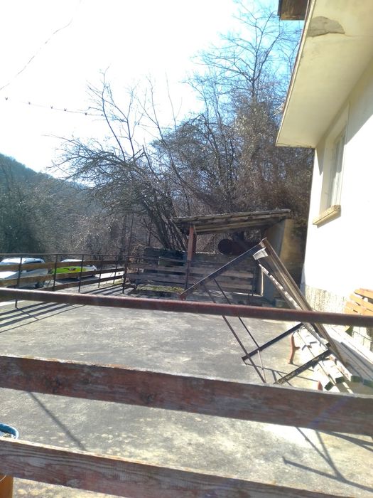 Продава се Къща в Троян - 300 кв.м за 187 €/кв.м - Снимка #2