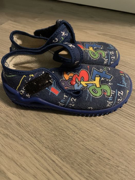 Пантофи момче