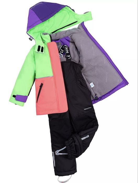 Продам зимний костюм для девочки