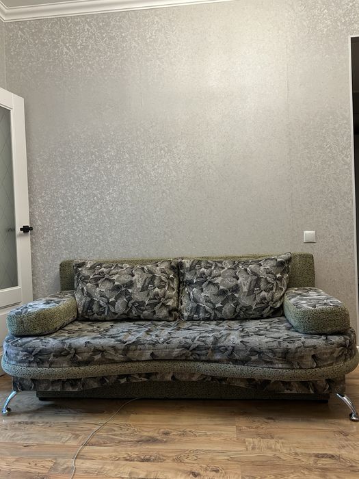 Диван с креслами