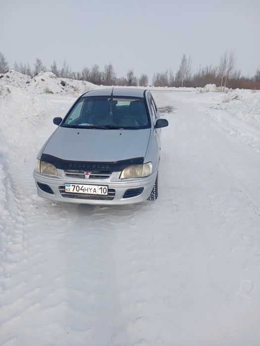 Митсубиси спэйс стар 1,8 бензин