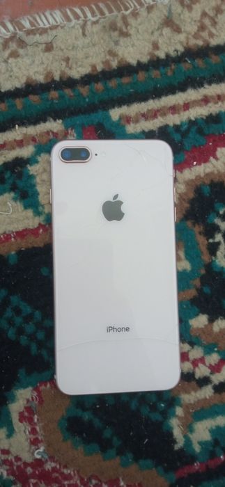 Iphone 8+ gold xolati zor