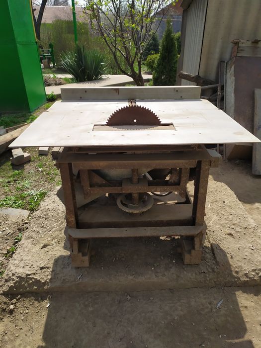 Циркулярка с фуганком