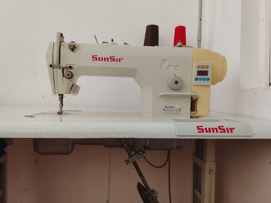 Тикув машинаси SanSir ва оверлок сотилади. Уй учун ишлатганман.