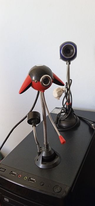 Kompyuter. Hamma narsasi bor. Holati zoʻr. yili yangi.