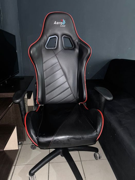 Игровое кресло срочно